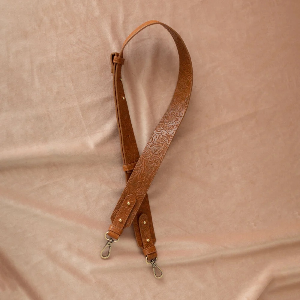 Azaria Luxe Floral Strap
Milled / Cognac
